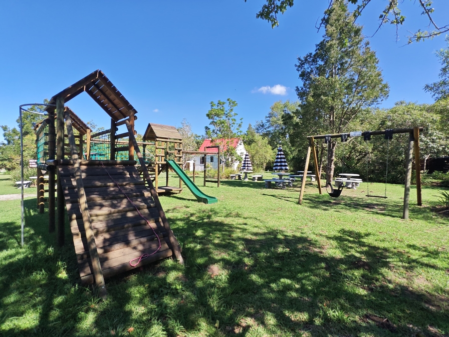 To Let 2 Bedroom Property for Rent in Rheenendal Western Cape